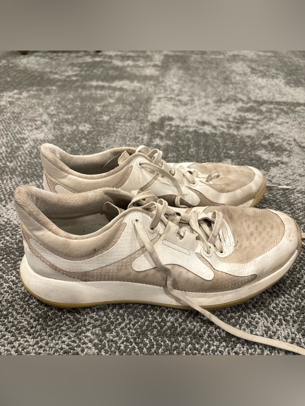 Lululemon Strongfeel Train White Athletic Shoes Womens U.S. 9